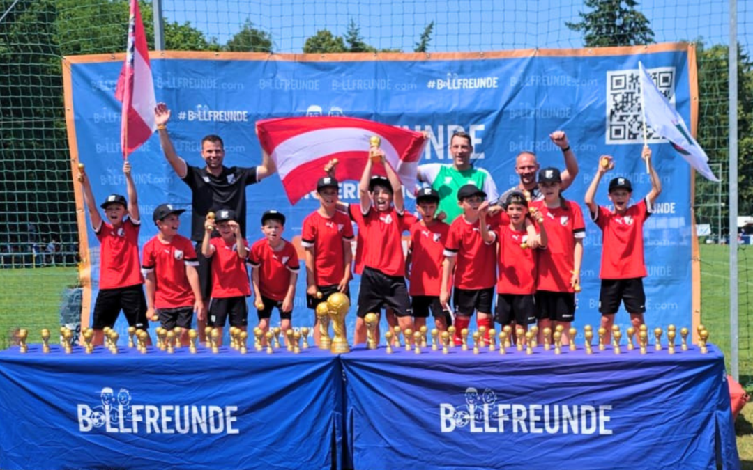 Ein unvergessliches Sommer-Märchen: Unsere E1 feiert den Erfolg beim Ostsee-Cup in Rostock!